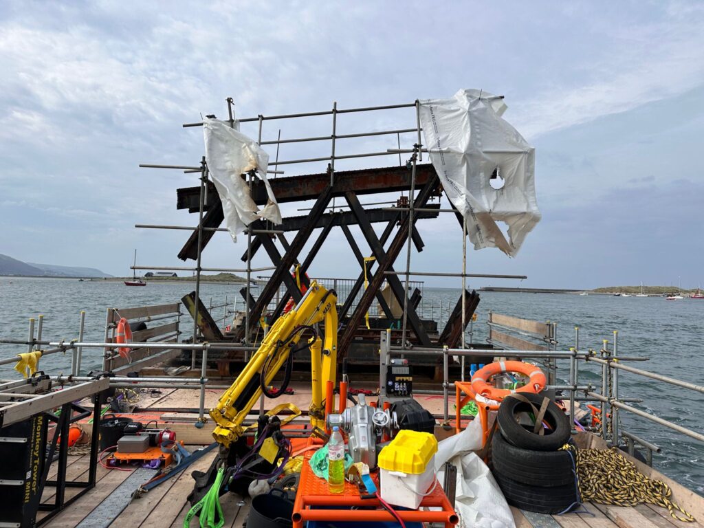 132 12x8 8x4 barmouth bridge demolition underway