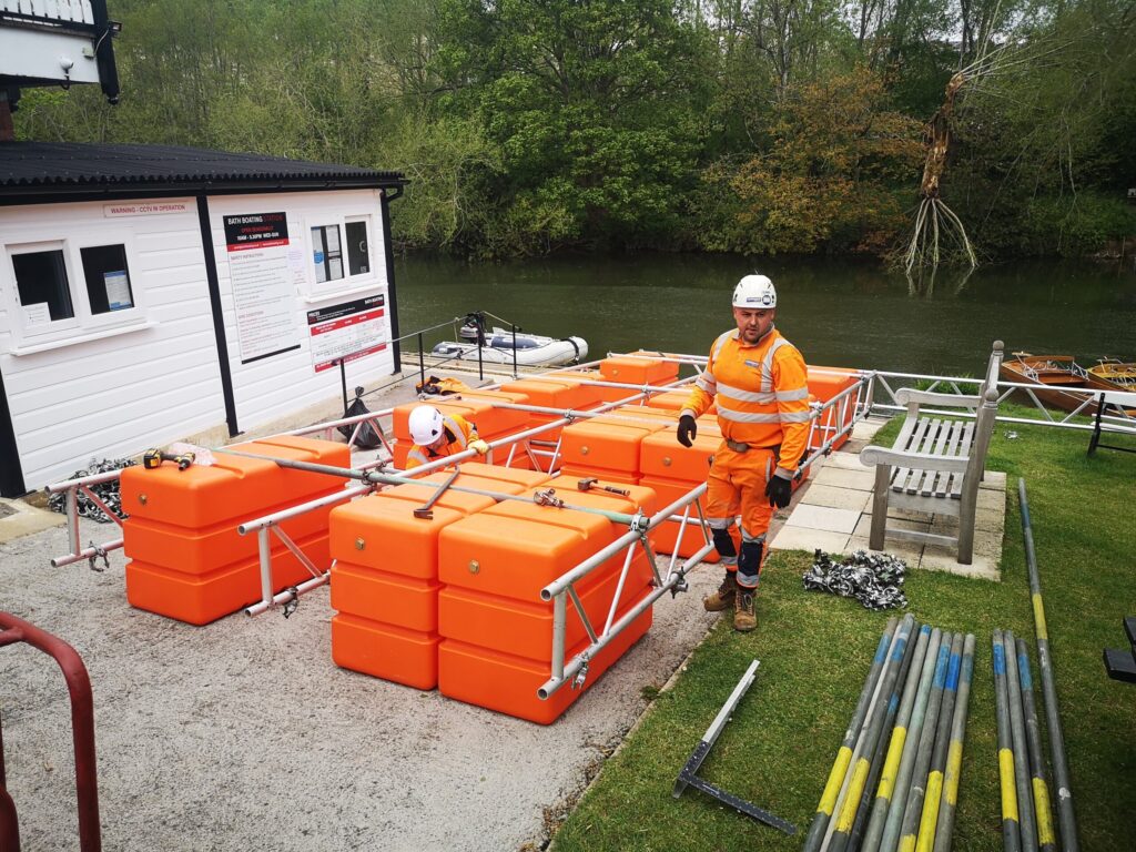 8x4 bath mob slipway