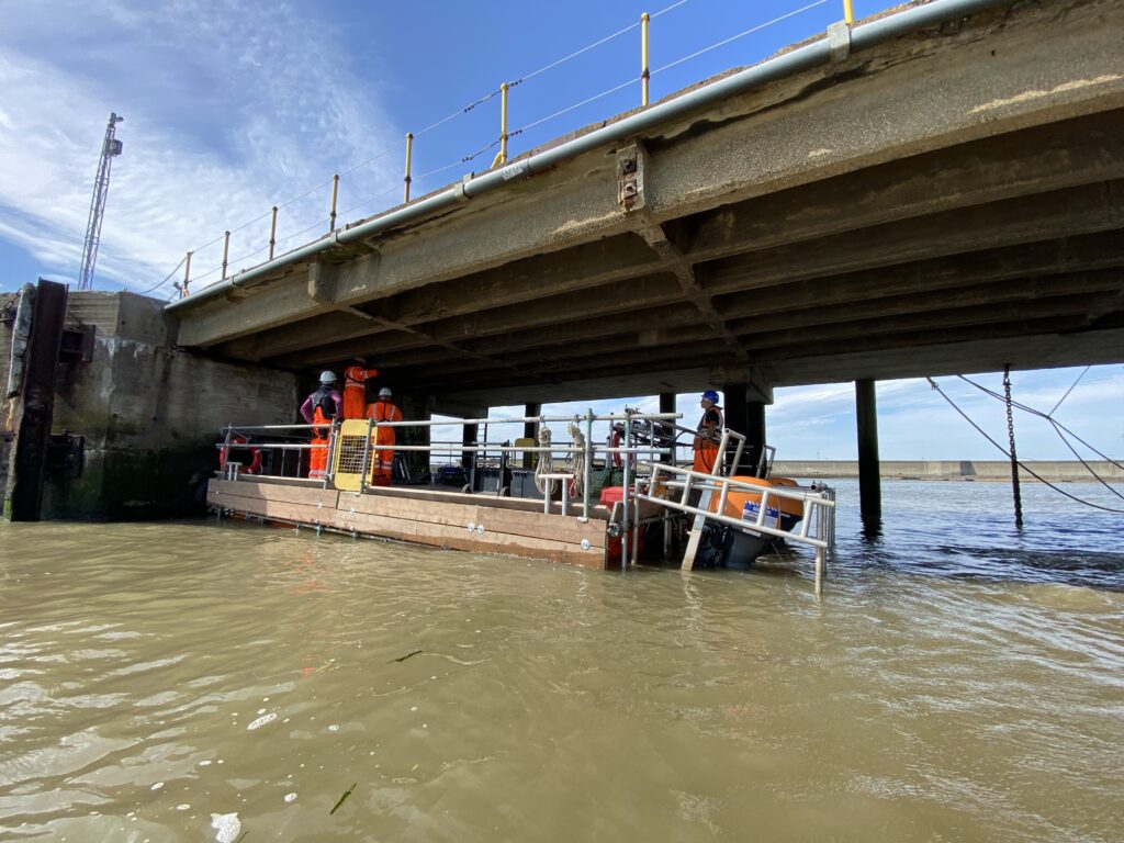8x4 canvey island oikos pier inspection push on