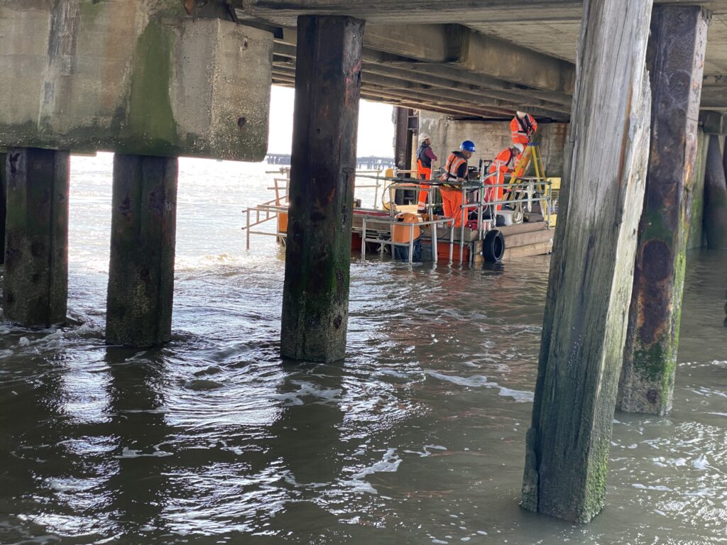 8x4 canvey island oikos pier inspection push on