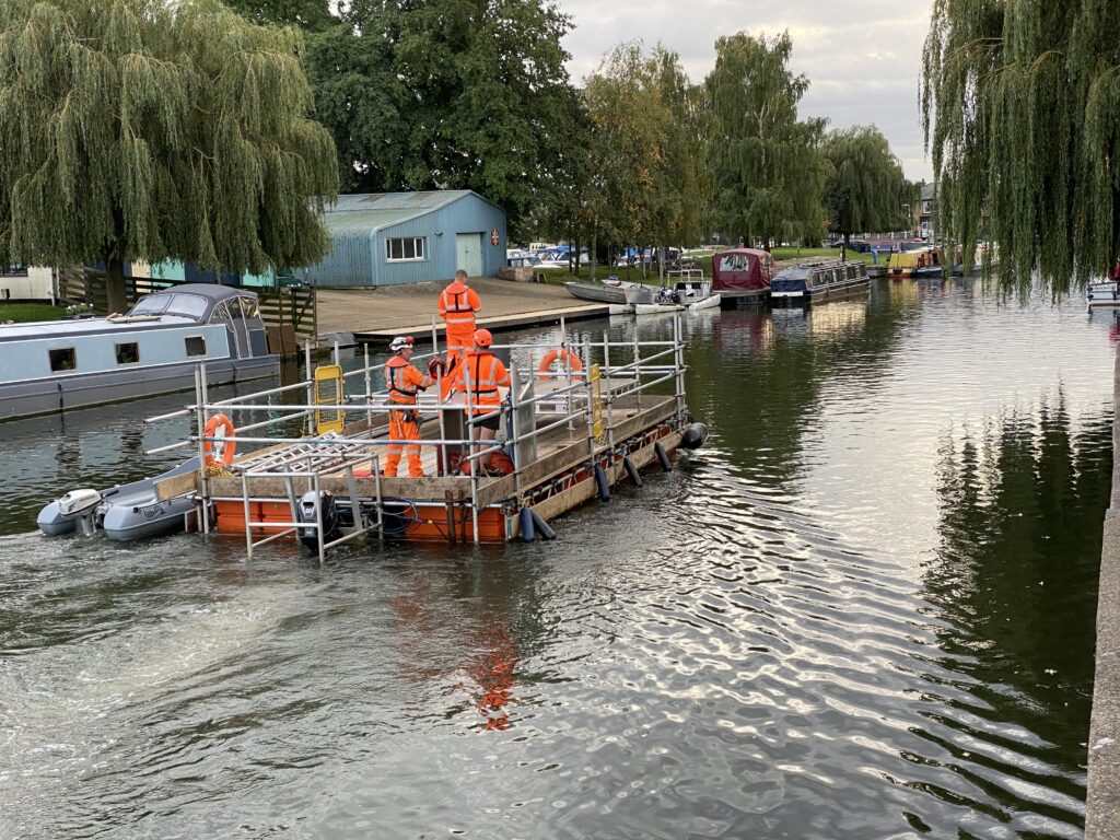 8x4 underway canal whaly haki tower