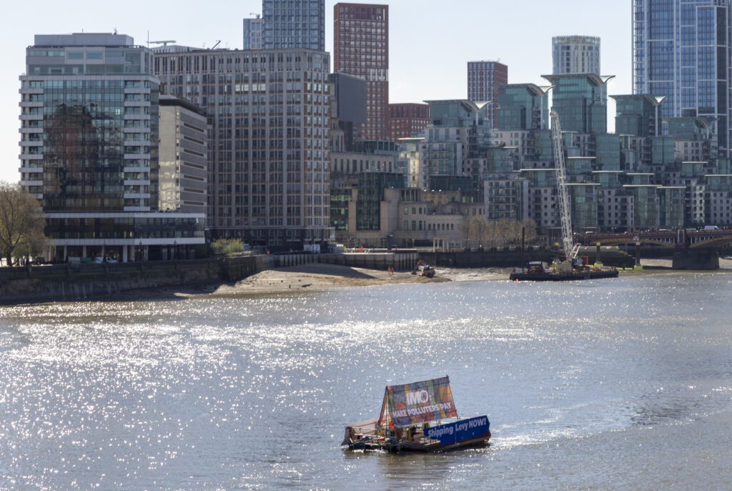 A client we provided a protest pontoon for at the COP26 summit a few years ago came to us a few weeks ago and asked us to help with a campaign on the Thames. 